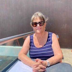 Meet your Posher, Celia